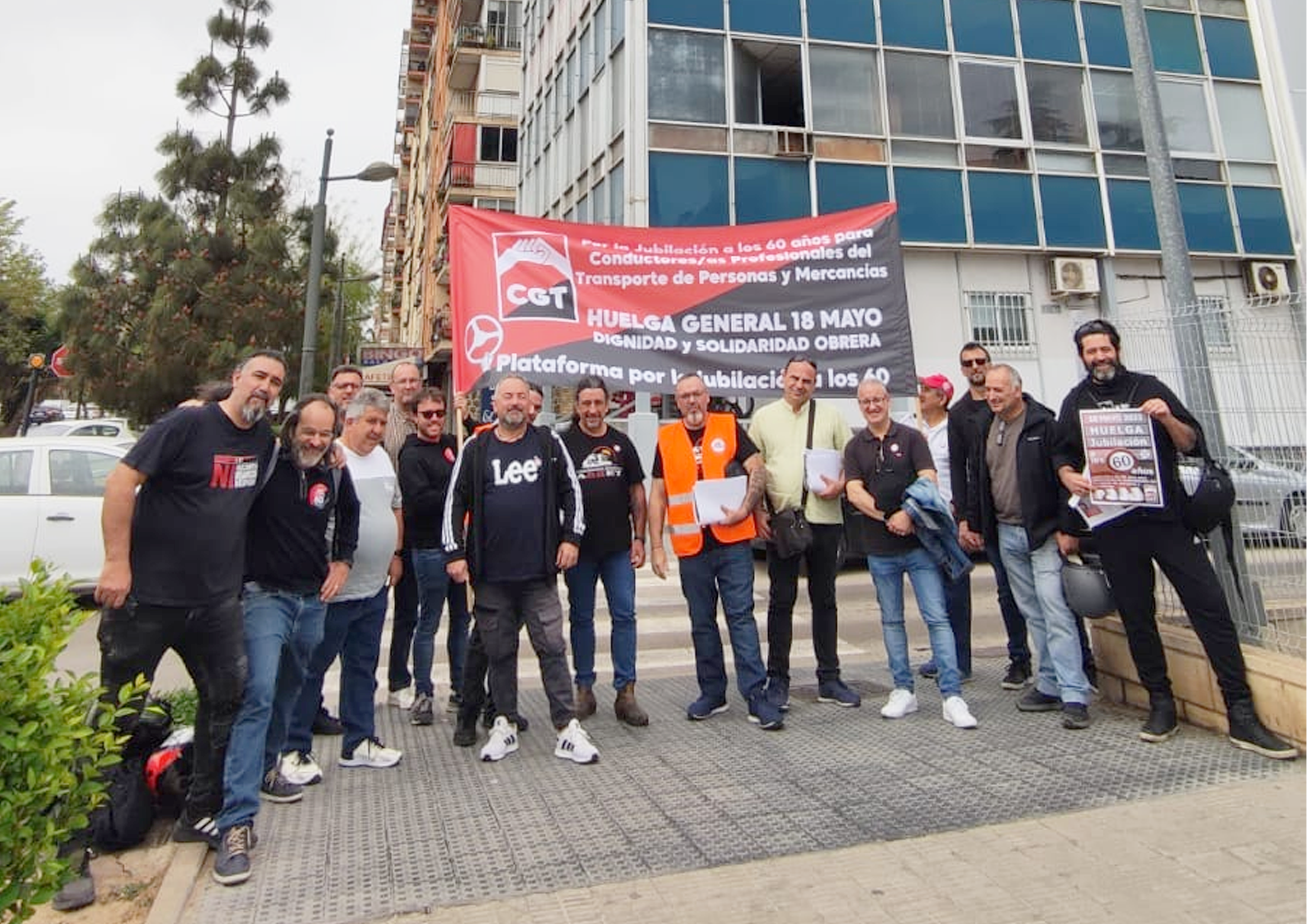 El sector del transporte profesional por carretera irá a la huelga general de 24 horas el próximo 18 de mayo convocada por el Sector Federal de Transporte por Carretera de CGT (SFTC-CGT)