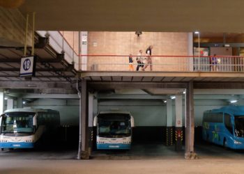 Despedida la única conductora de autobús de la línea Almería – Valencia por detener el vehículo al sufrir dolores menstruales