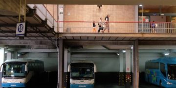 Despedida la única conductora de autobús de la línea Almería – Valencia por detener el vehículo al sufrir dolores menstruales