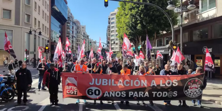No somos máquinas: Por una jubilación anticipada con coeficientes que reconozcan el sacrificio del transporte por carretera